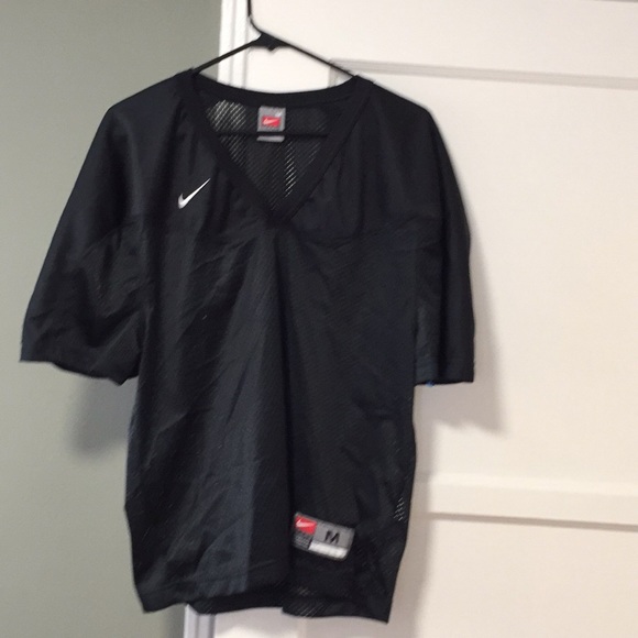 Nike Tops - Nike